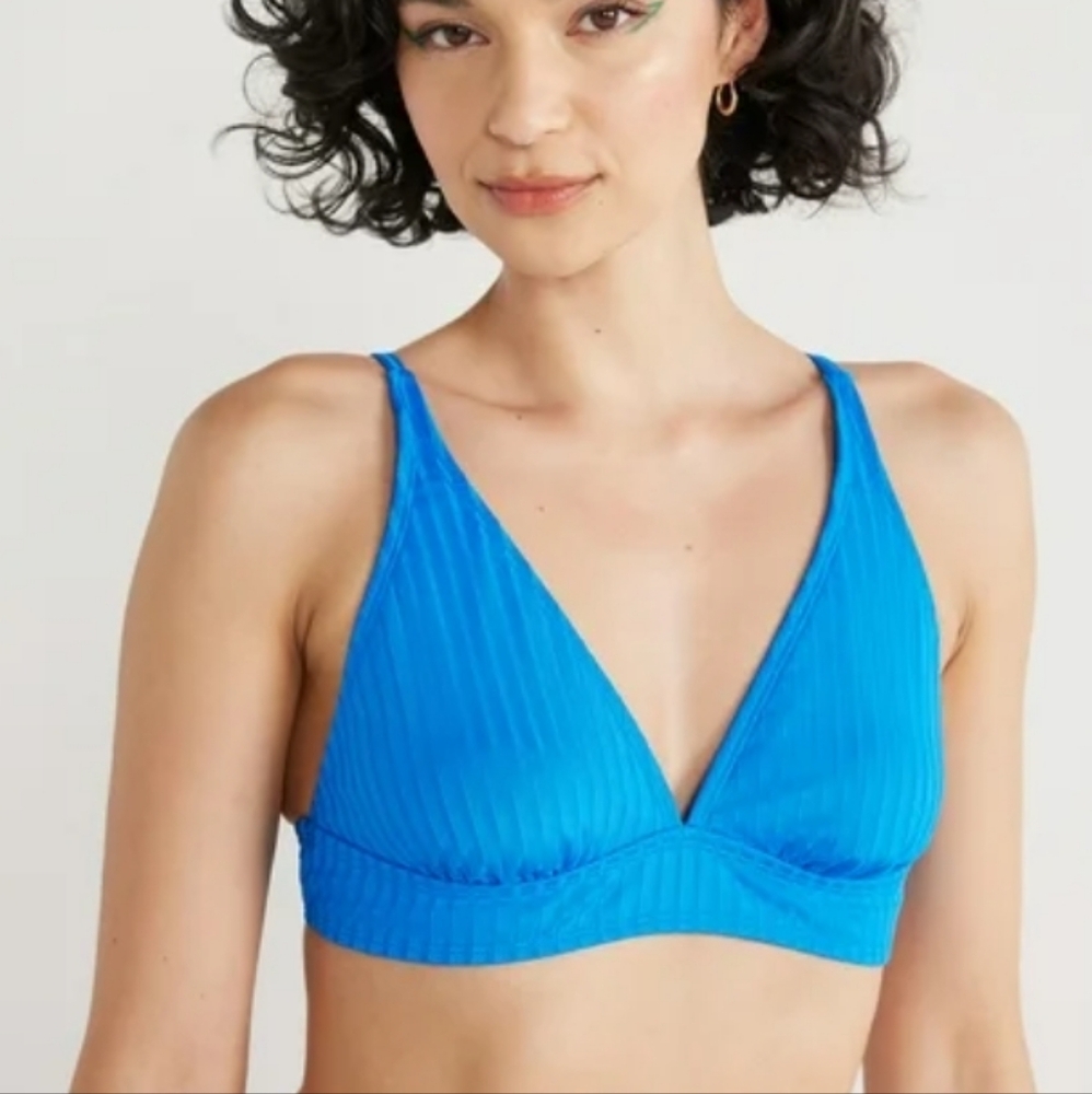 No Boundaries Juniors’ Ribbed Plunge Bikini Top, Sizes L(11-13)